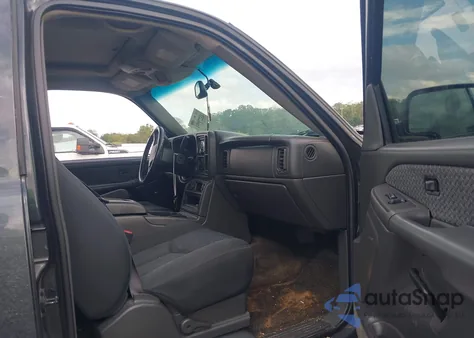 2003 Chevrolet Avalanche 1500 z USA, uszkodzony, nr VIN 3GNEC13T23G140969